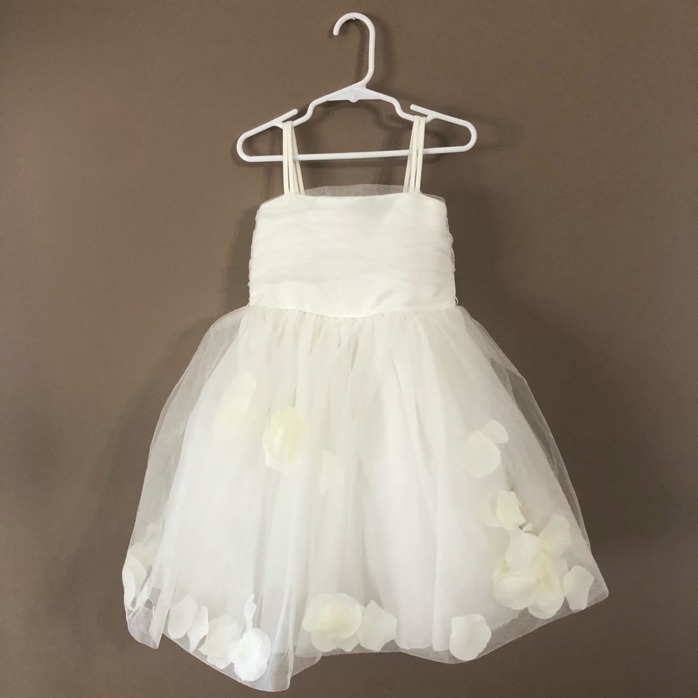 Ivory flower girl dress with petals, 3T